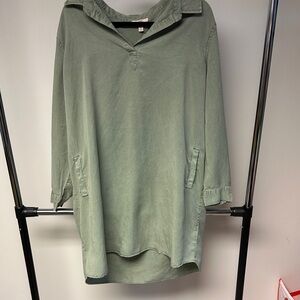 Como Vintage Sage Green Top